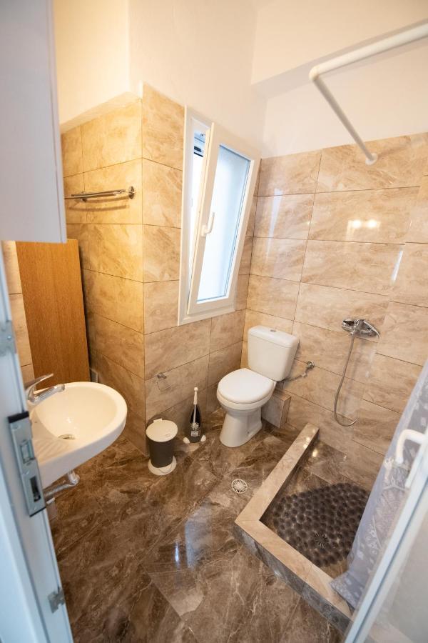 Lovely One-Bedroom Flat In Skopelos Exterior photo