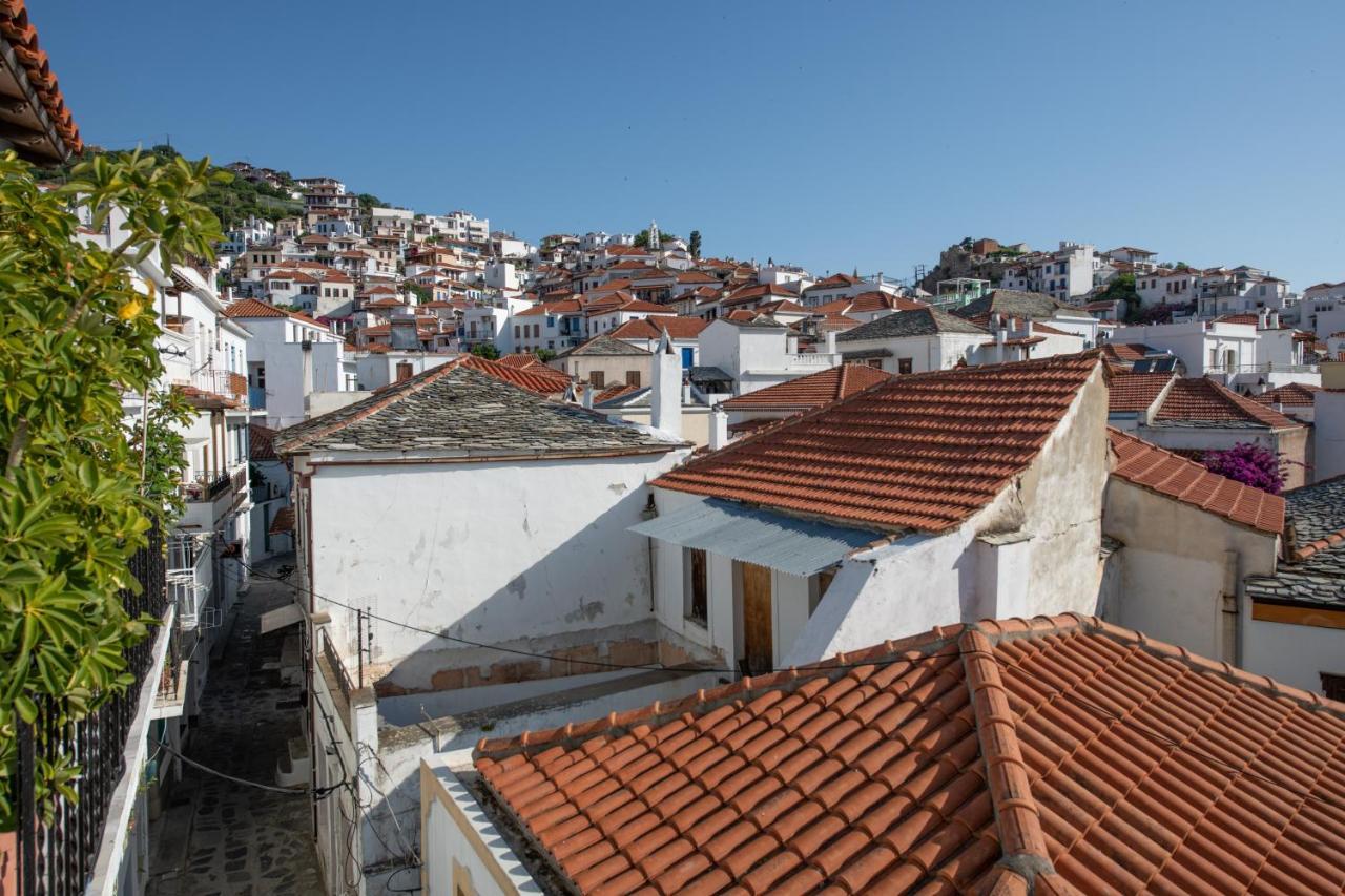 Lovely One-Bedroom Flat In Skopelos Exterior photo