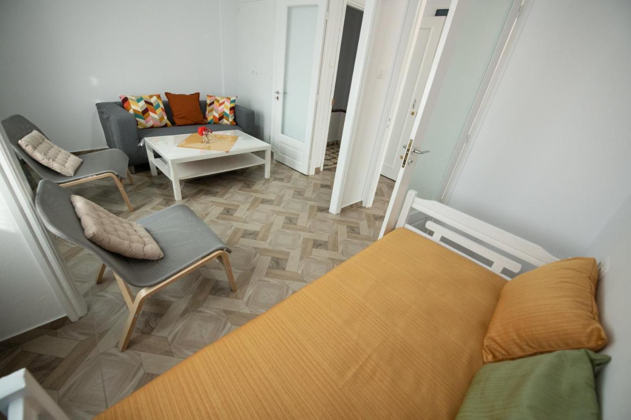 Lovely One-Bedroom Flat In Skopelos Exterior photo