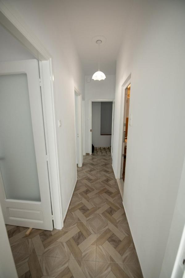 Lovely One-Bedroom Flat In Skopelos Exterior photo